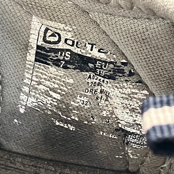 Outbound Men's size 7 Sandals - Black and Gray - Picture 4 of 15